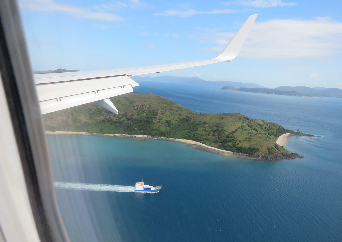 hamilton-island-arrival-view-from-plane